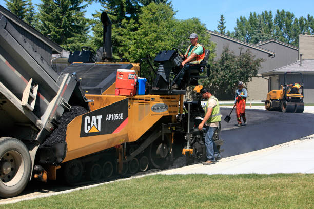 Best Affordable Driveway Paving  in Fort Wayne, IN